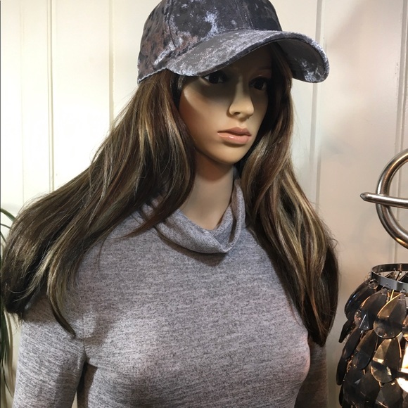 VELVET ADJUSTABLE BALL CAP - Picture 5 of 7